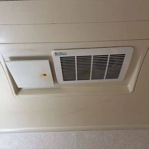 画像6155：毎日の浴室環境を快適に保つバス乾燥換気扇交換工事の施工実績