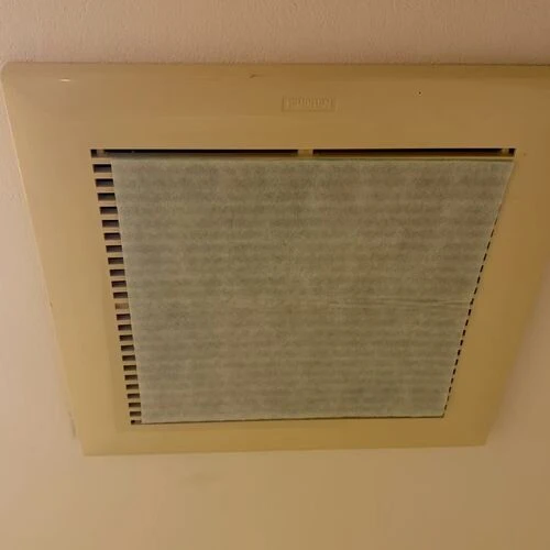 画像6167：経年劣化した天井埋め込み換気扇を新しい設備へ更新した交換工事